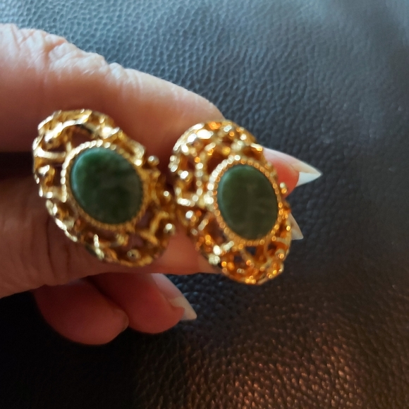 BC Jade Cuff Links - Picture 4 of 9